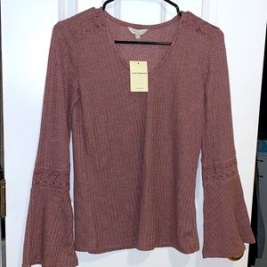 Lucky brand bell sleeve shirt - maroon